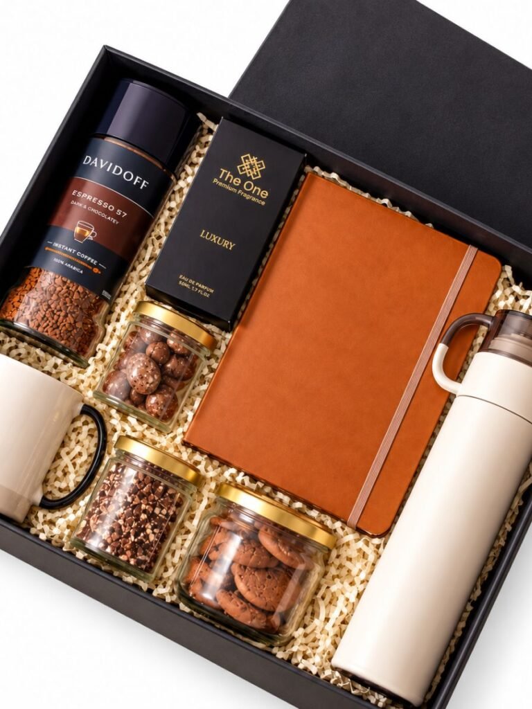 Signature Collection Hamper